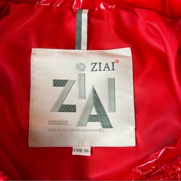 ZIAI Wet Look Red Puffer Hooded Jacket  w/ Detachable Faux Fur Trim - Picture 13 of 16